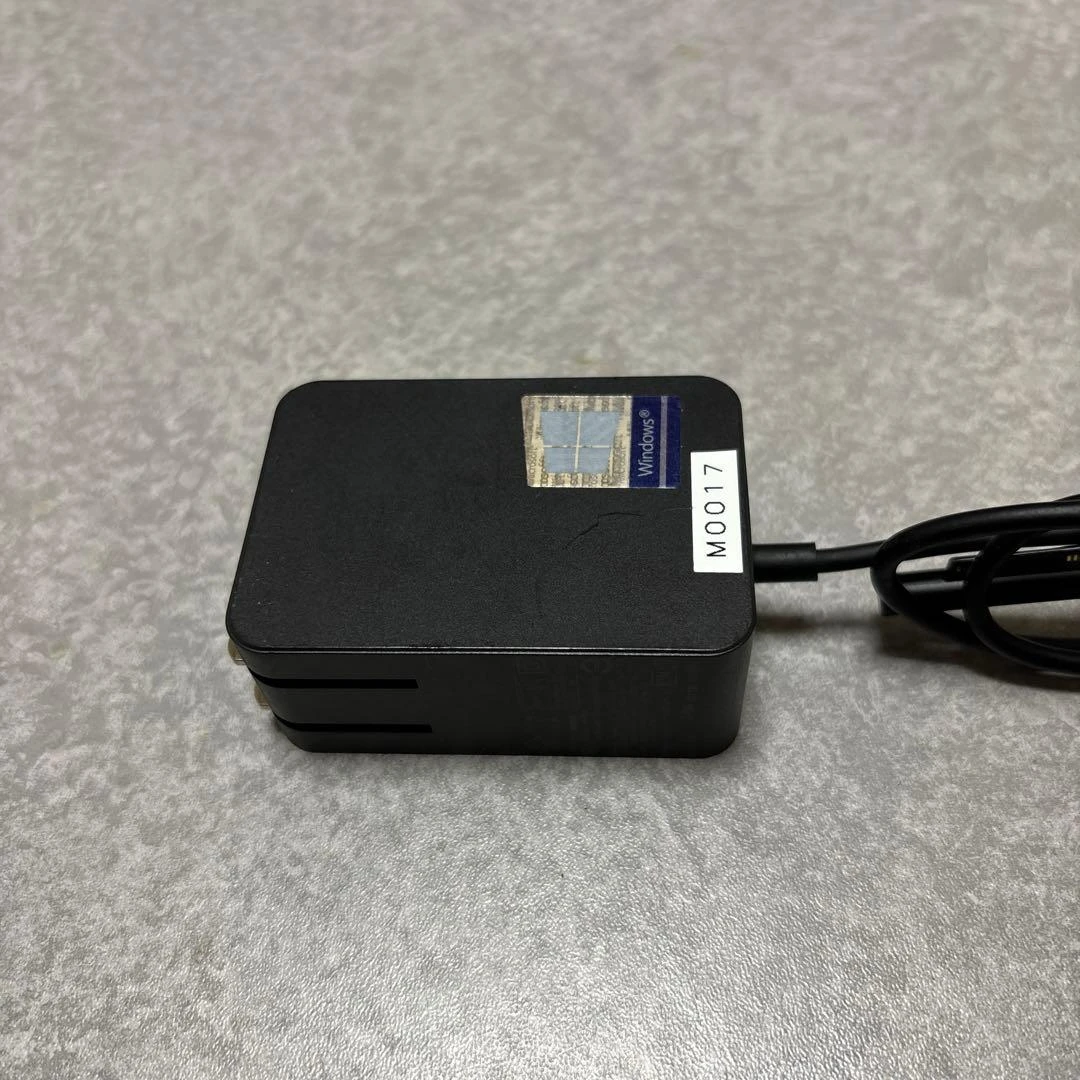 Adapter nguồn Surface Model 1735 (MS15V16A-02)
