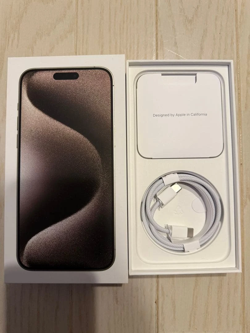 Thân máy Apple iPhone 15 Pro Max