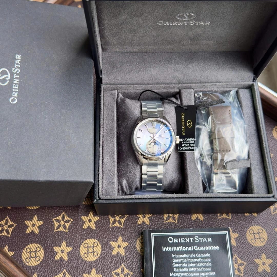 [Mới] Phiên bản giới hạn RK-AY0201A Orient Star - Chỉ 300 chiếc tại Nhật Bản