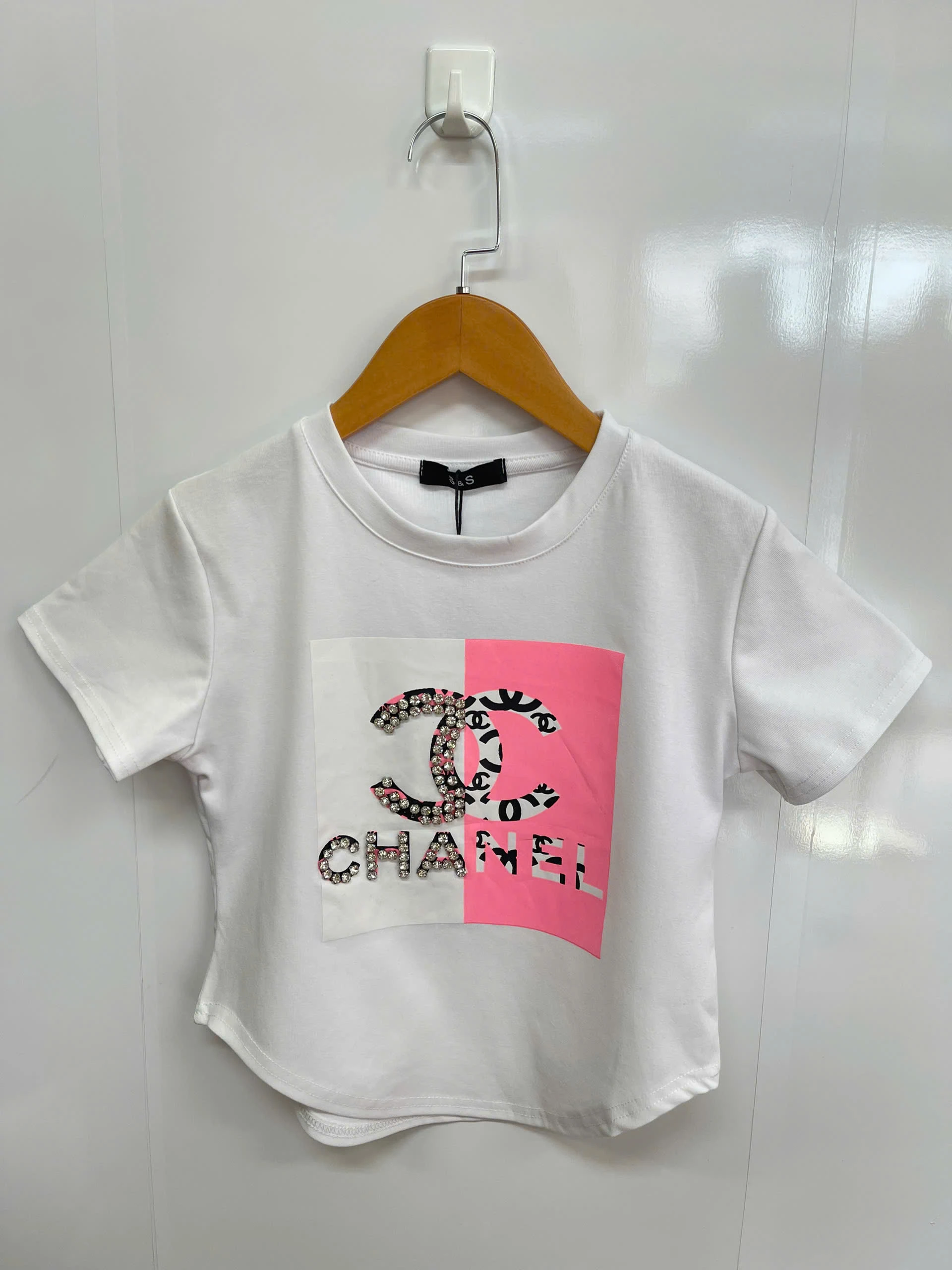 ✨PHÔNG CHANEL ĐÍNH ĐÁ – ĐƠN GIẢN MÀ VẪN NỔI BẬT ✨