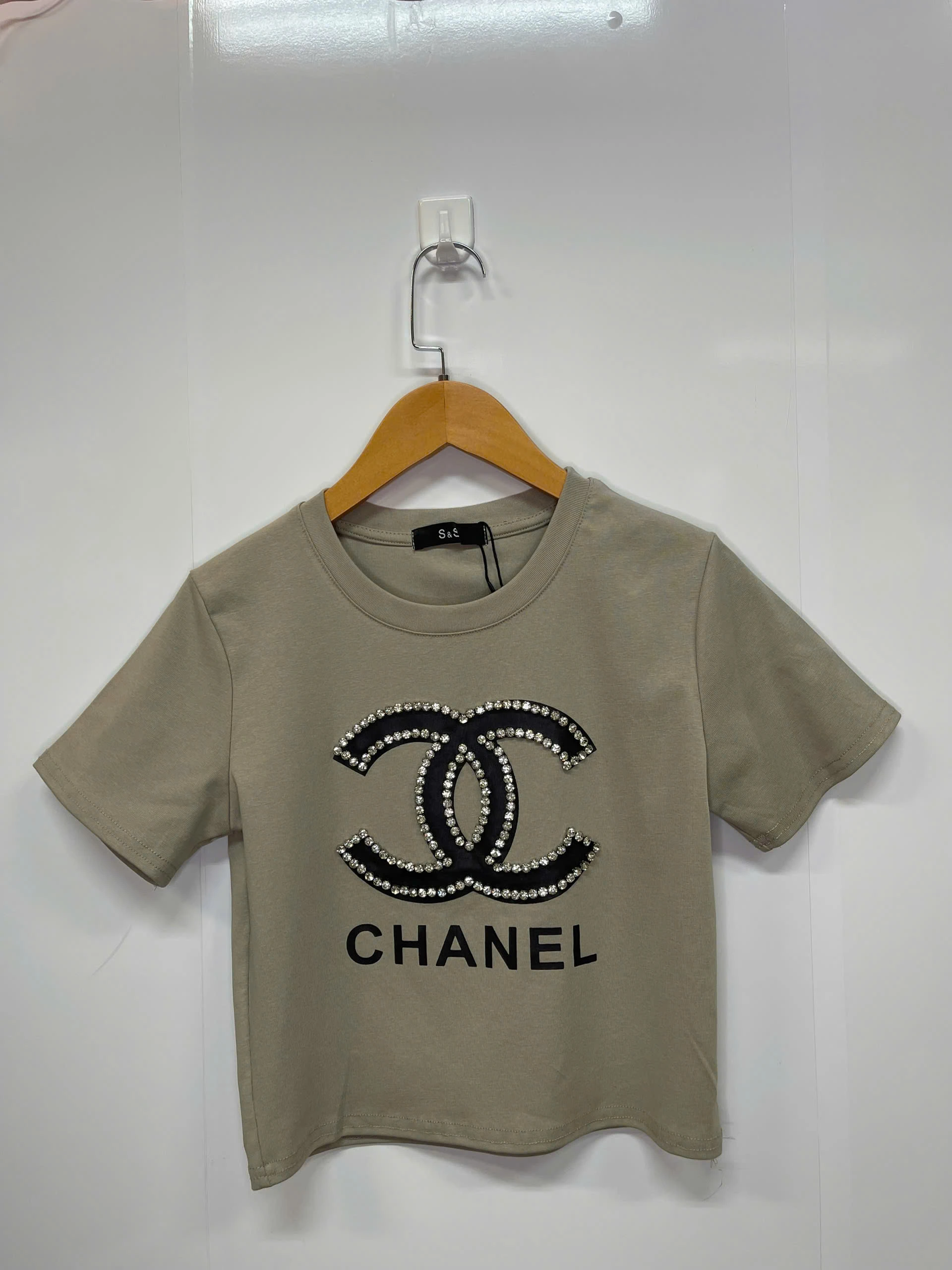 ✨PHÔNG CHANEL ĐÍNH ĐÁ – ĐƠN GIẢN MÀ VẪN NỔI BẬT ✨