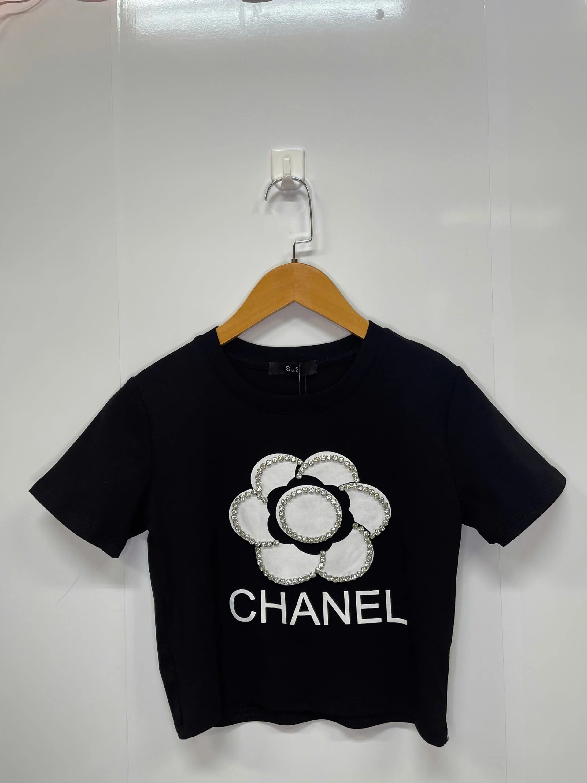 ✨PHÔNG CHANEL ĐÍNH ĐÁ – ĐƠN GIẢN MÀ VẪN NỔI BẬT ✨
