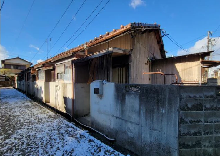 Bán Apato cũ 5 phòng tại Oguroda-cho, thành phố Matsusaka · 1K · 198.4 m² · 150,000円