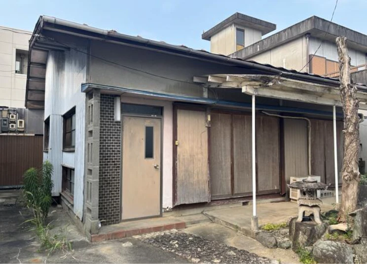 🏡 Bán nhà 1 tầng 4K tại Ōtsu-cho, thành phố Matsusaka · 4K · 284.1 m² · 240 万円