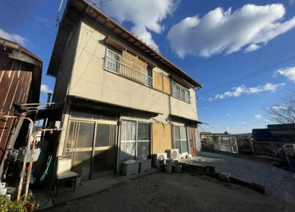 🏡 Bán nhà 2 tầng 2DK tại Ōtsu-cho, thành phố Matsusaka · 2DK · 95.4 m² · 250 万円