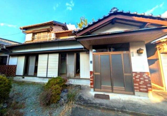 🏡 Bán nhà 2 tầng 6SK tại Ōishi-cho, thành phố Matsusaka,Mie · 4LDK+ · 398.4 m² · 440 万円