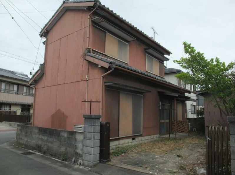 🏡 Bán nhà 2 tầng 4DK tại Kaibana-cho, Matsusaka ,Mie · 4DK · 136.5 m² · 480 万円