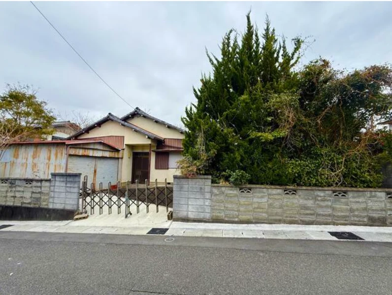 🏡 Bán nhà 1 tầng 4DK tại Kamikawachō, thành phố Matsusaka, Mie · 4DK · 624.8 m² · 650 万円