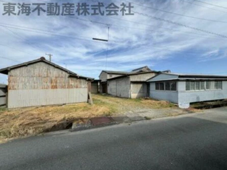 🏚️ Bán kho xưởng kèm nhà ở tại Higashikurobechō, thành phố Matsusaka, tỉnh Mie · 3DK · 531.9 m² · 260 万円