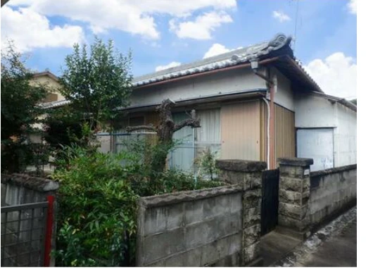 🏡 Bán nhà riêng 4DK tại Ureshino Hiraomachi, thành phố Matsusaka, tỉnh Mie · 4DK · 163.8 m² · 380 万円