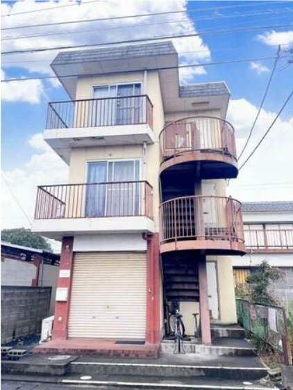 🏢 BÁN TÒA NHÀ APARTMENT 6 CĂN VS MB KINH DOANH T1 TẠI MINAMI-CHO, MATSUSAKA, MIE · 2DK · 260.3 m² · 2200 万円