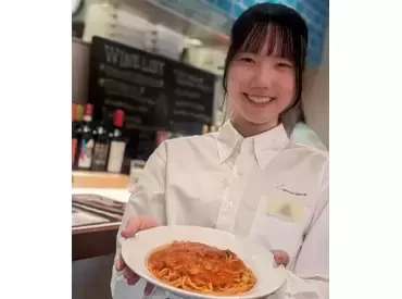 [Nhân viên nhà hàng]  · Ayase, Adachi-ku, Tokyo
