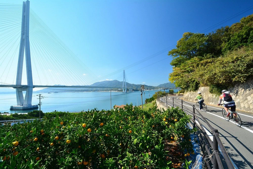 TOUR TRONG NGÀY: TRẢI NGHIỆM XE ĐẠP ĐIỆN TRÊN CUNG ĐƯỜNG BIỂN SHIMANAMI KAIDO