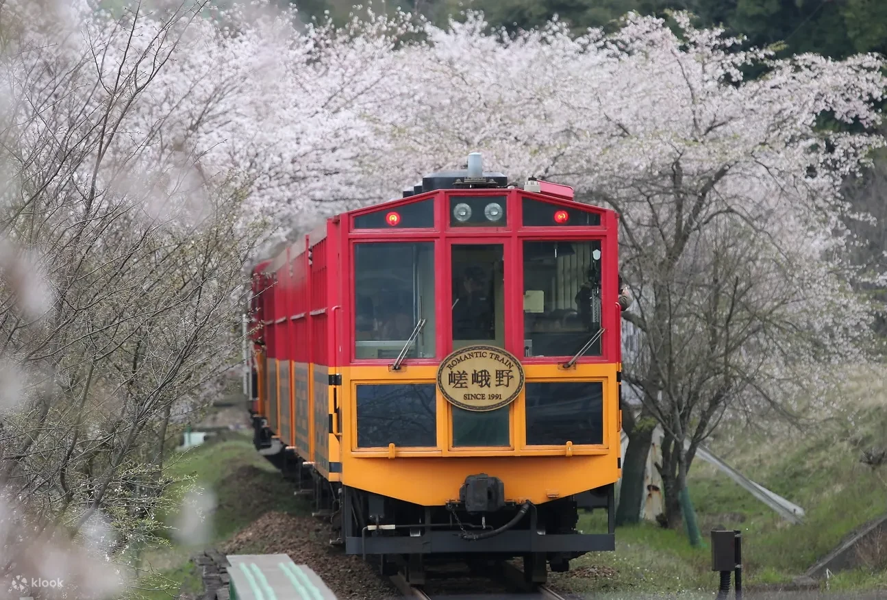 TOUR DI SẢN KANSAI: KYOTO (FUSHIMI INARI & ARASHIYAMA) – NARA (CÔNG VIÊN HƯƠU & ĐỀN TODAI-JI)